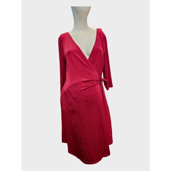 Motherhood Maternity Wine Red Wrap Dress Size Medium - Picture 4 of 7